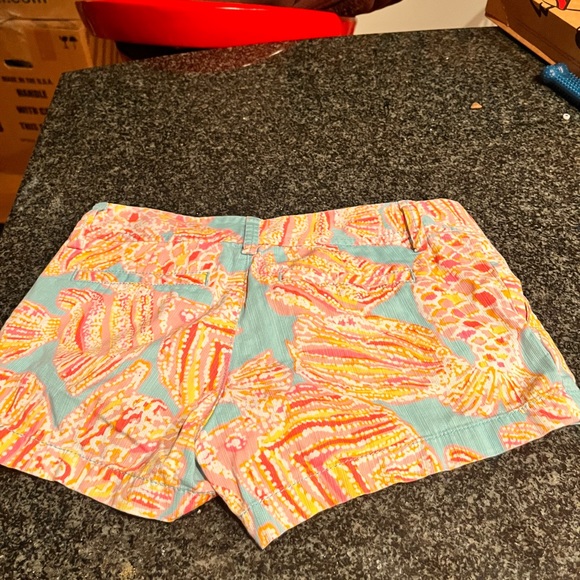 Lilly Pulitzer Sz 0 Walsh Short - Picture 4 of 4
